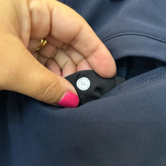 Lululemon Commission Pant Classic *Warpstreme sz 34 - Picture 9 of 9